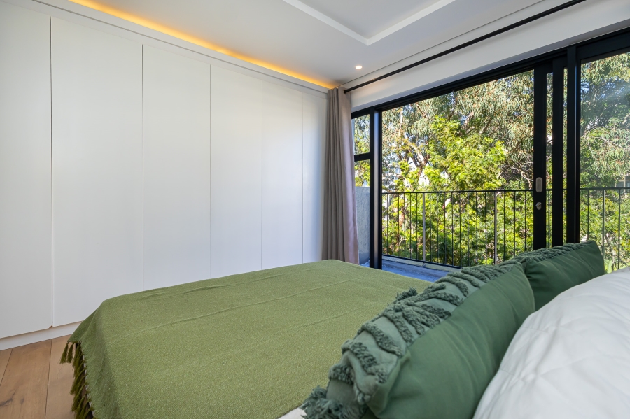 To Let 2 Bedroom Property for Rent in Sea Point Western Cape